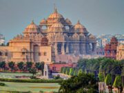 Индия вводит электронную карту прибытия для иностранных туристов