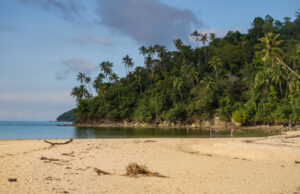 Разрушительное землетрясение произошло на Филиппинах